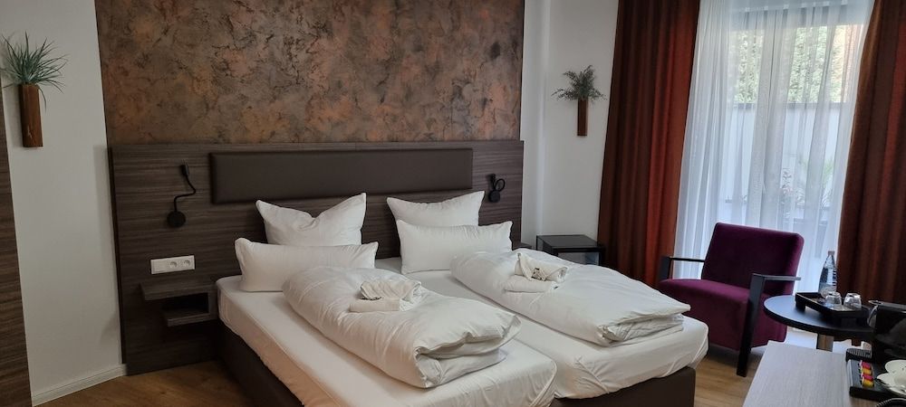 Central Hotel & Lounge Adult Only Superior Double Room 2