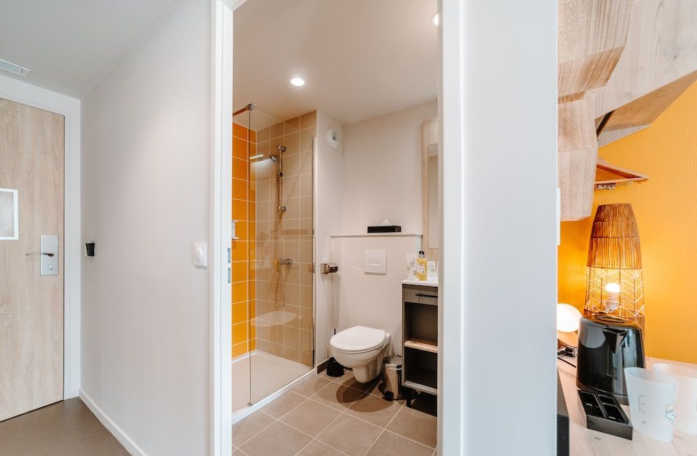 Beelodge Hôtel Blois Centre Family Room 12