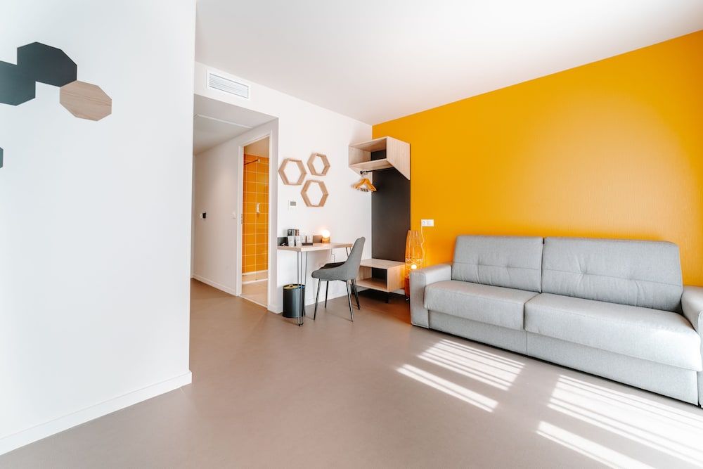 Beelodge Hôtel Blois Centre Family Room 15