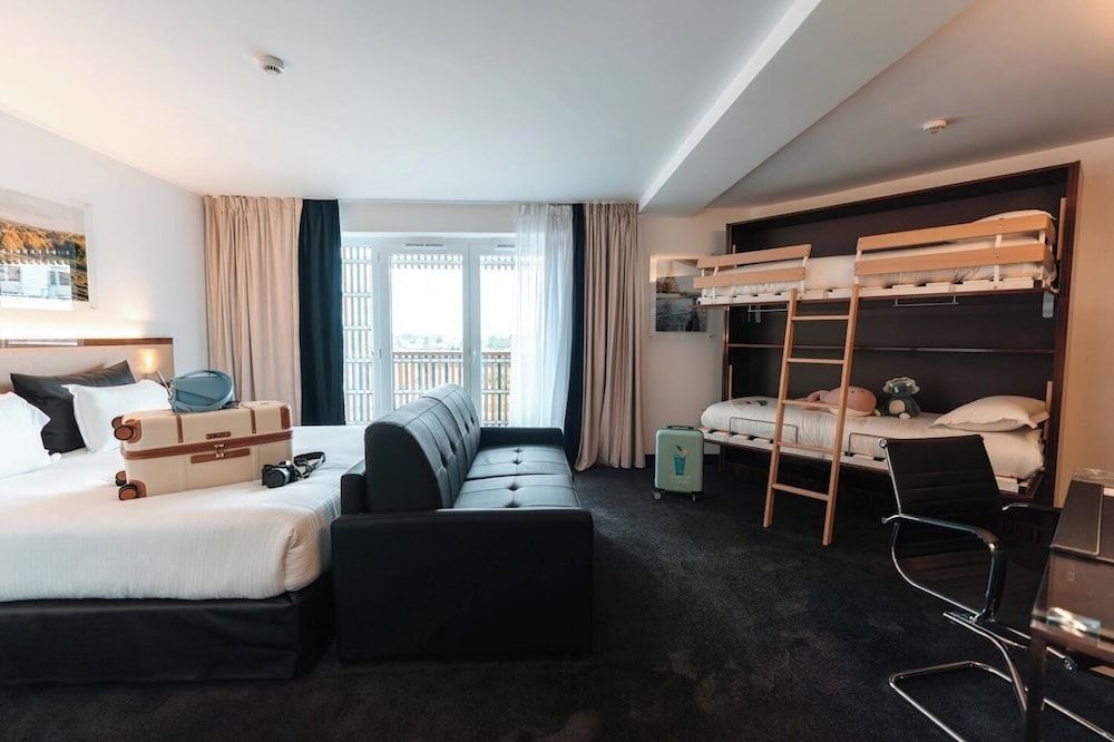 Family Executive Suite