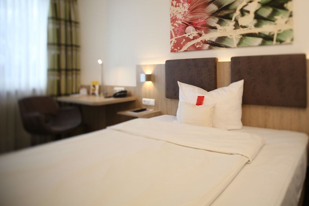 Central Hotel Eschborn Business Single Room 3