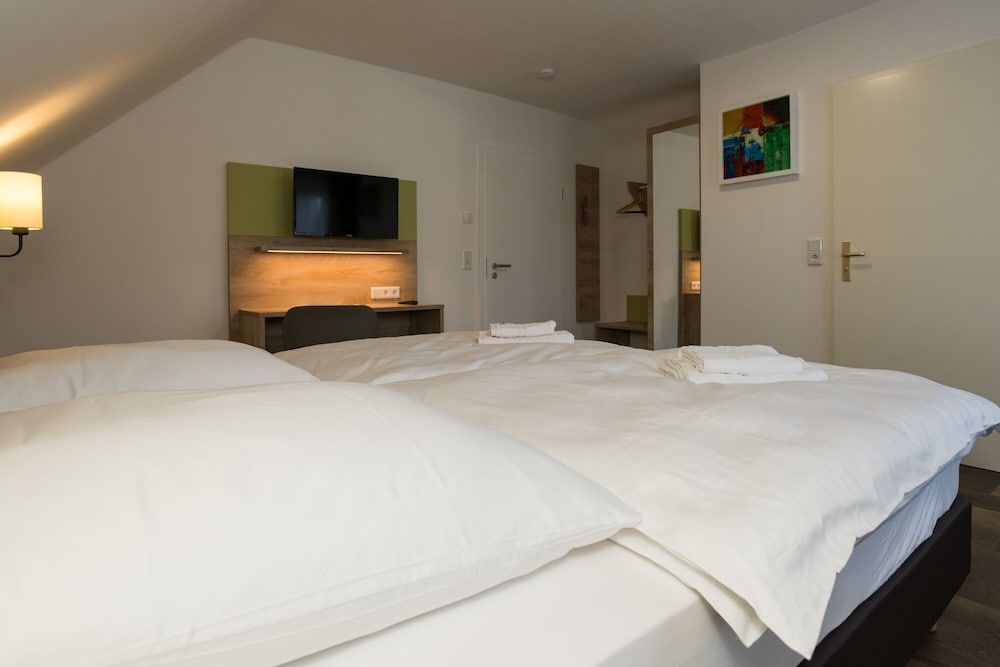 ROCA Restaurant & Hotel Deluxe Double Room, Bathtub 15