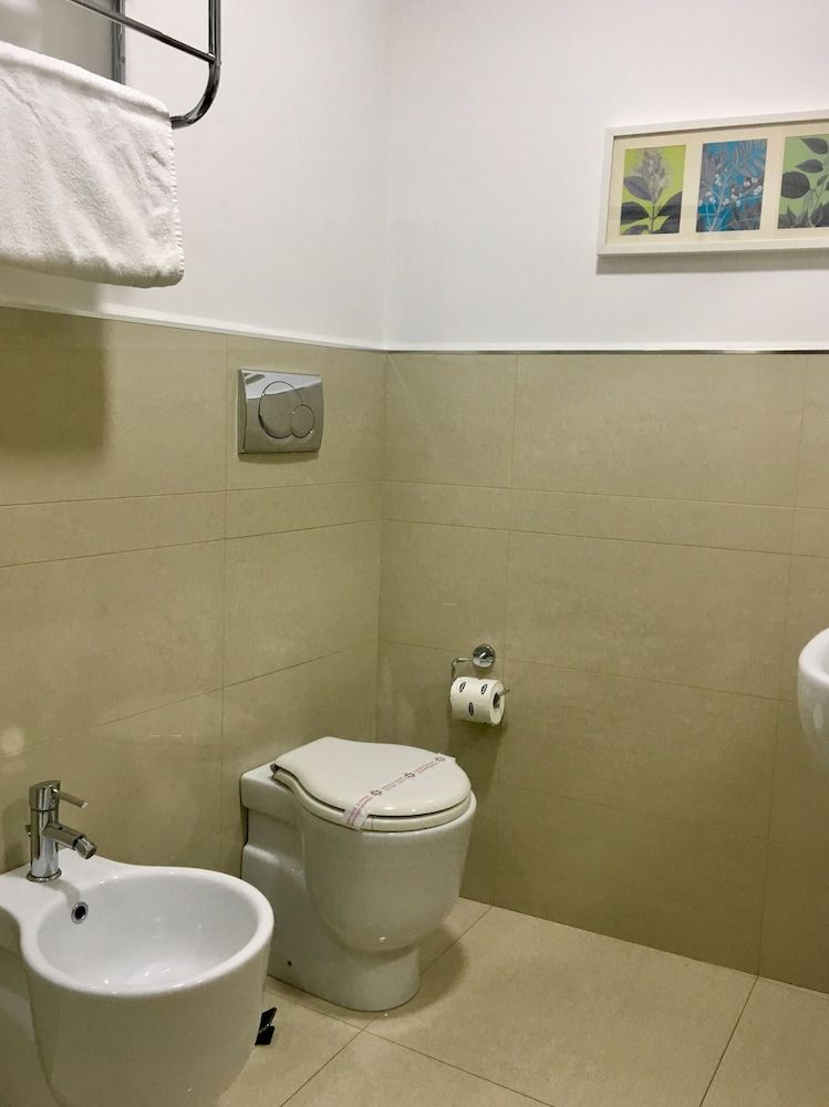 Sangiuliano 114 Quadruple Room 8