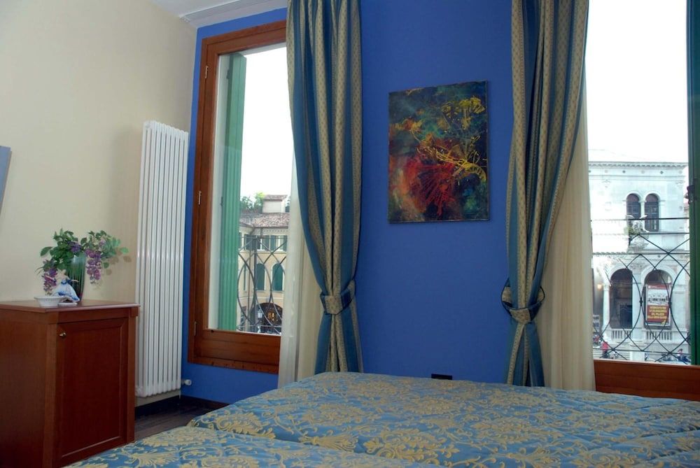 Diamantino Town House Panoramic Double Room Single Use, City View 13