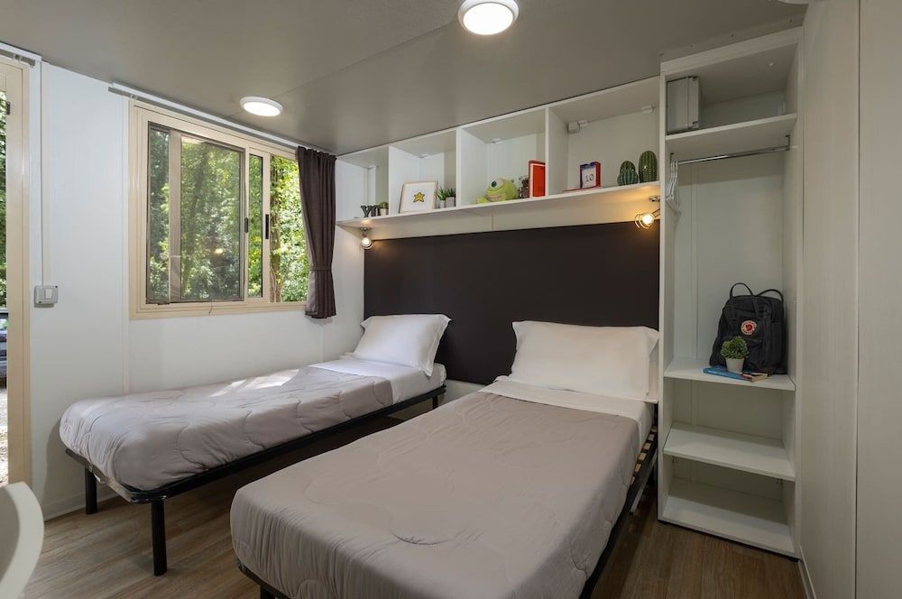 hu Firenze Certosa camping in town Standard Bungalow 5