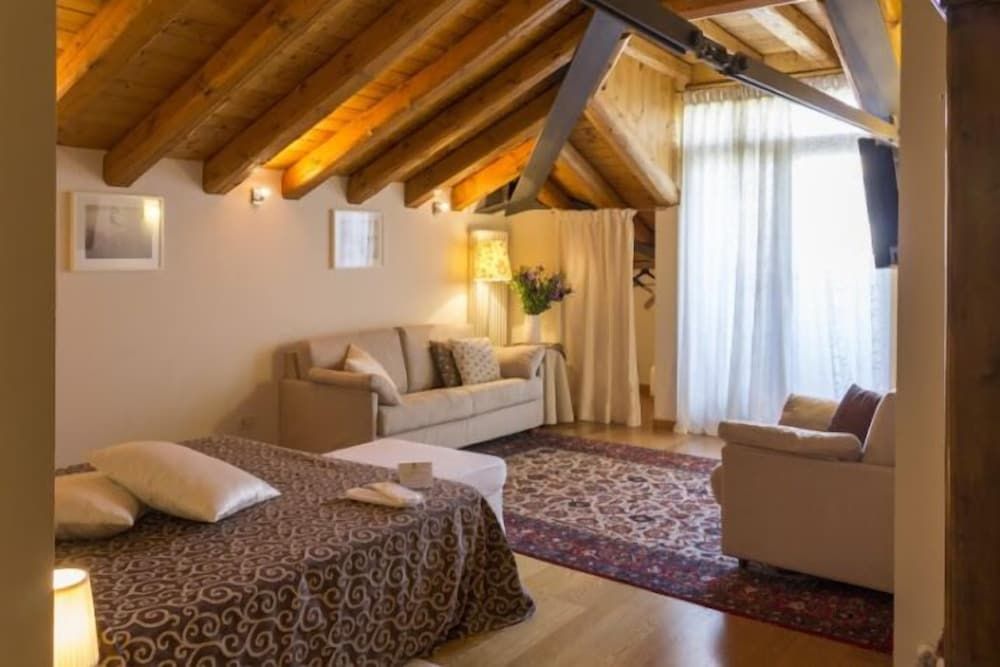 Hotel Rovere Superior Mystery Room 2