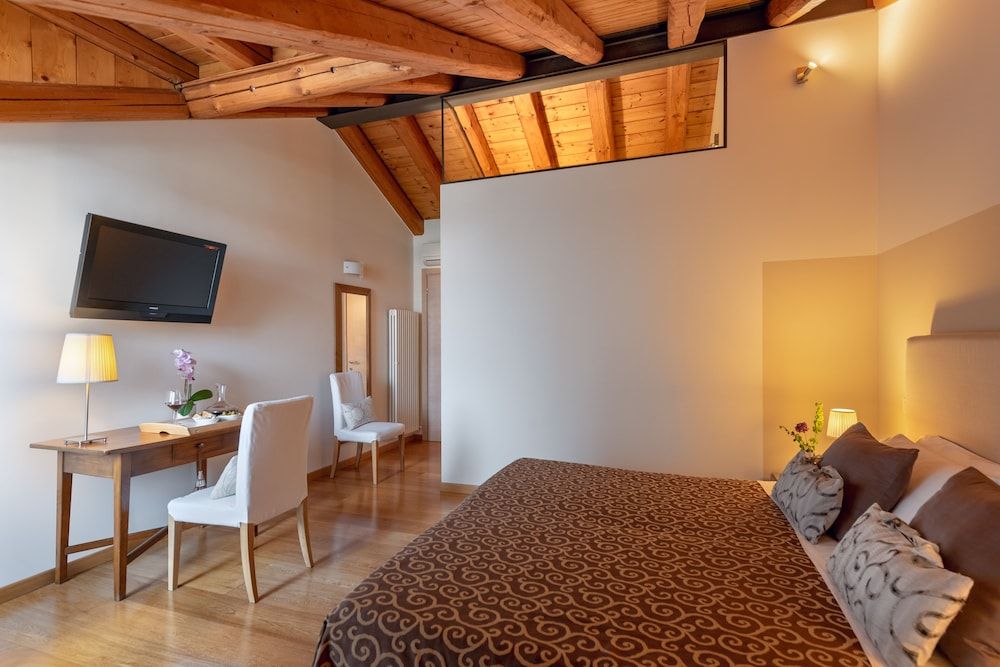 Hotel Rovere Superior Double Room 2