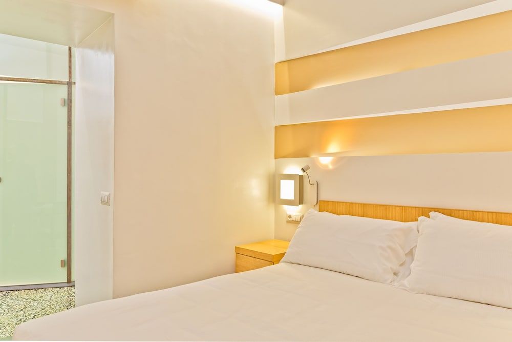 BBCHIAIA 197 DELUXE RESIDENCE Standard Room 2