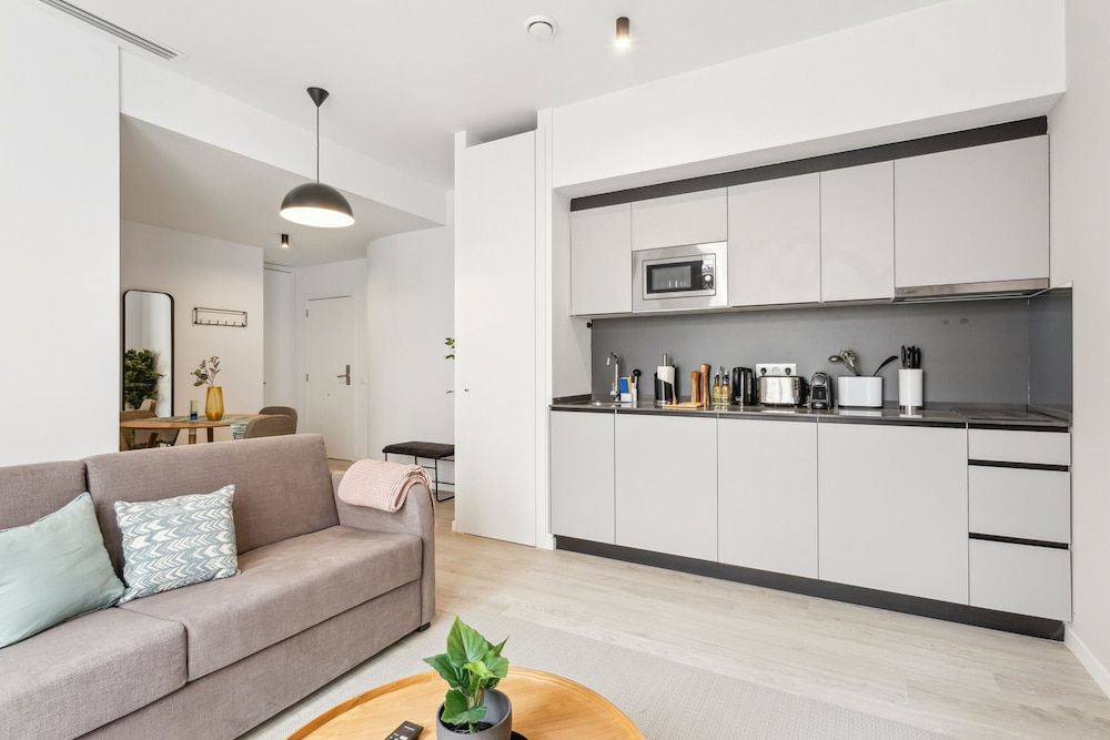 Limehome Valencia Calle de Cadiz One-Bedroom Apartment with terrace 7