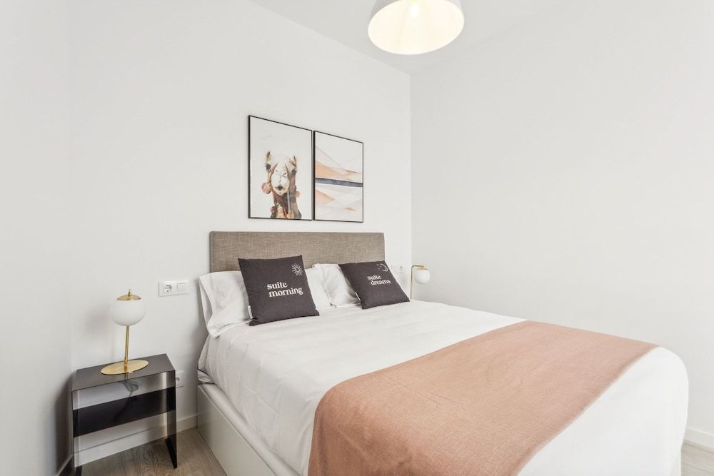 Limehome Valencia Calle de Cadiz One-Bedroom Apartment with terrace 3