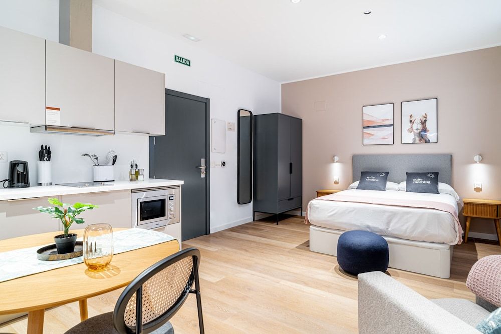 Limehome Sevilla Ronda de Capuchinos Studio - disability access