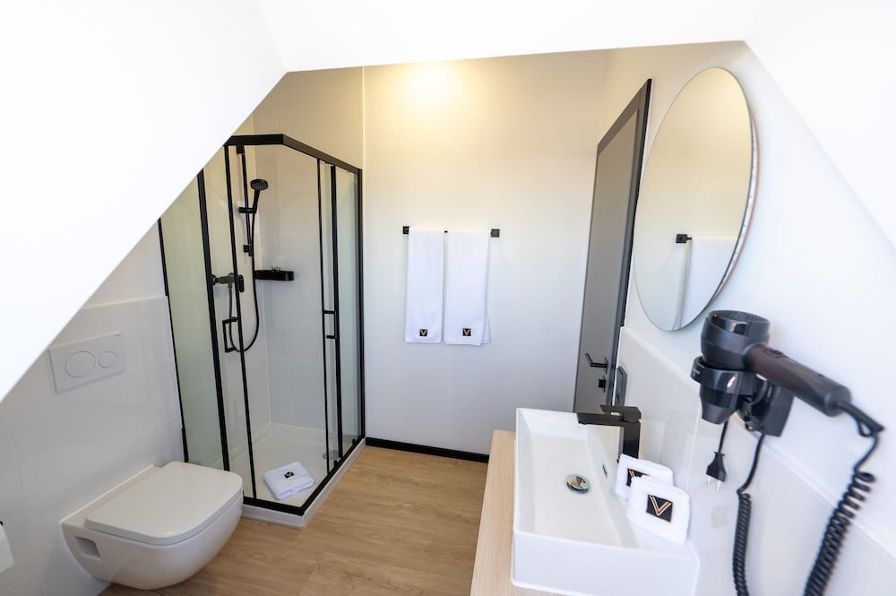 V Business Apartments Böblingen Business Double or Twin Room 5
