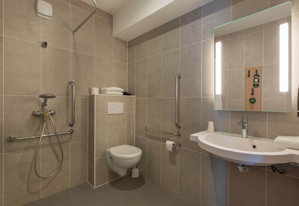 B&B Hotel Orléans Saran Double Room, Mobility Accessible, Non Smoking 3