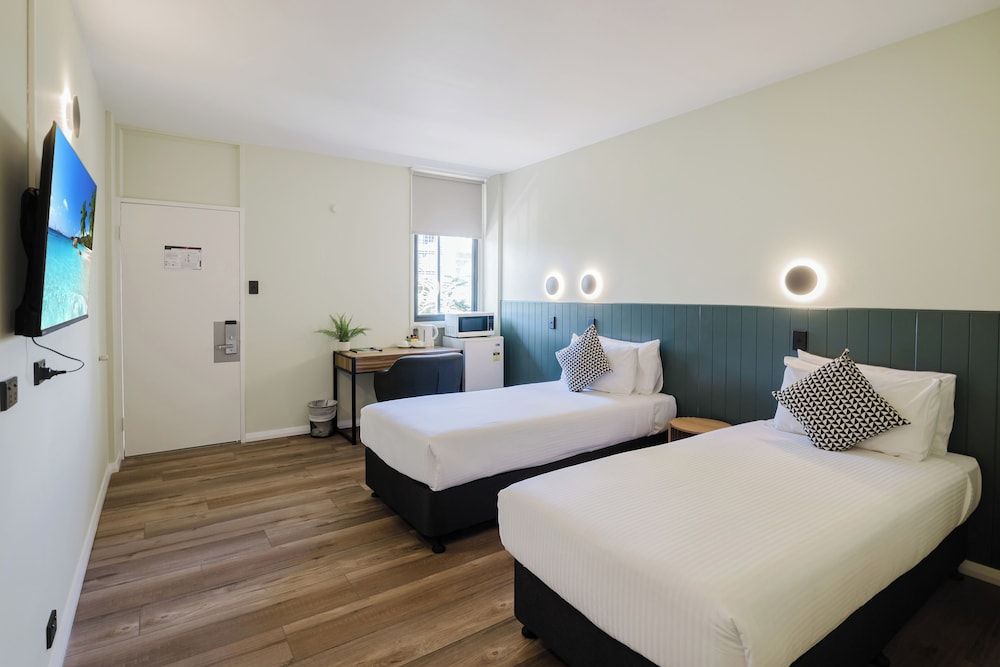 The Heritage Darwin Twin Room 2