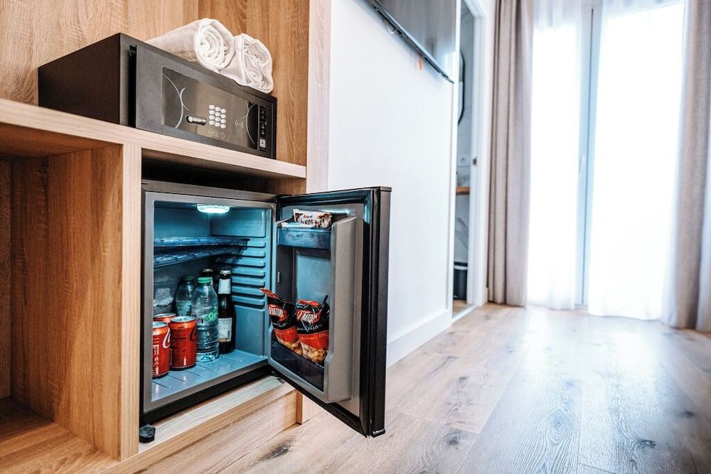 Sweet Lloret Suites Deluxe Double Room 19