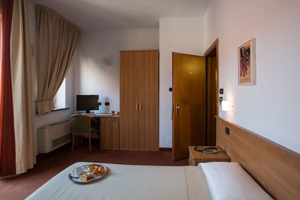 Hotel Lux Standard Double or Twin Room 16