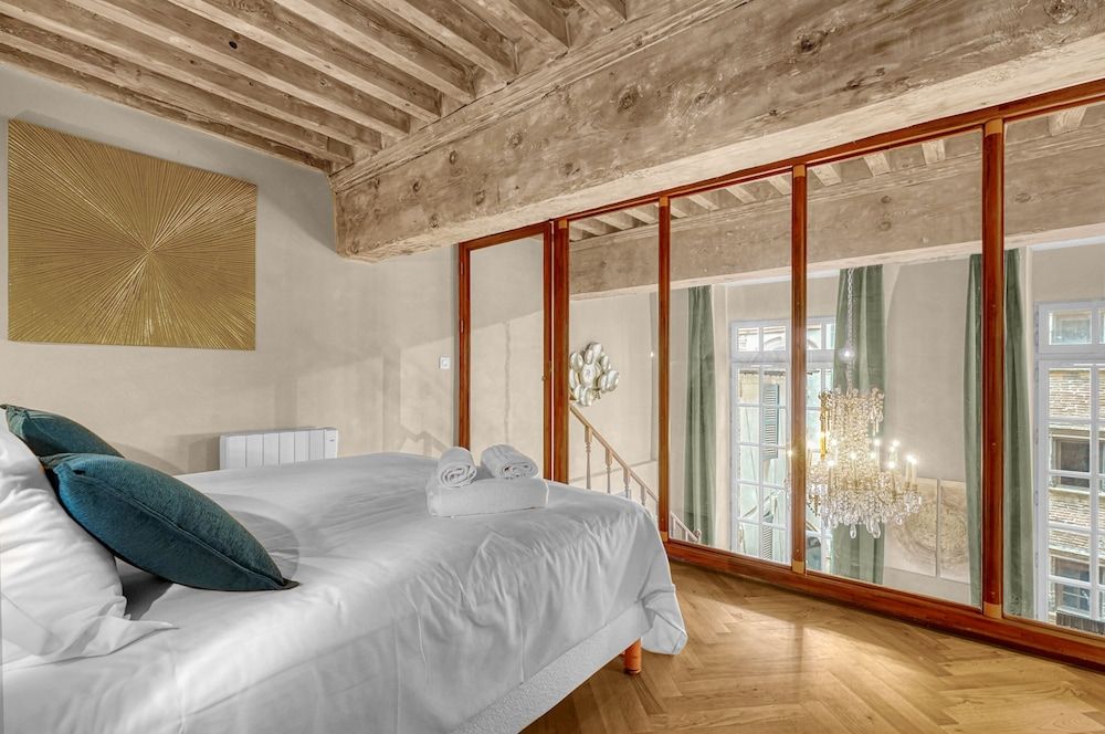 Executive Penthouse, 2 Bedrooms, Non Smoking, Courtyard View
