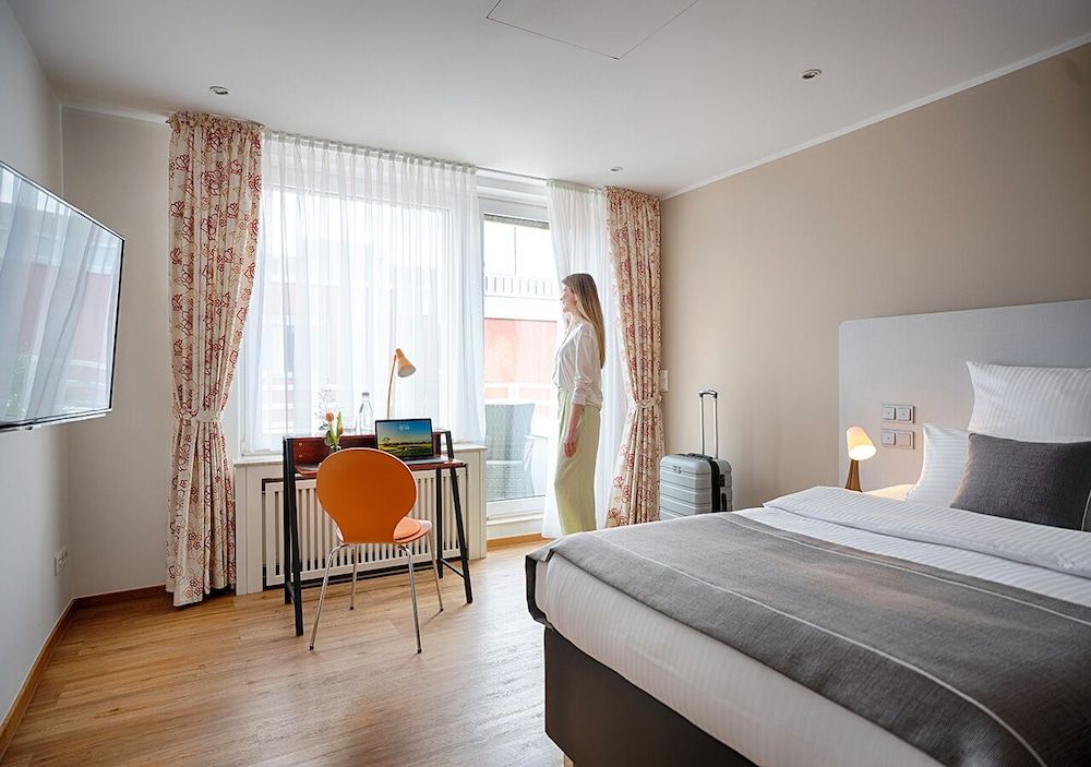 Standard Single Room