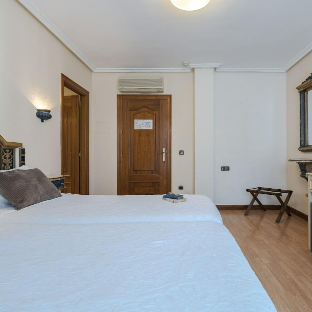 Hotel Eurowest Standard Double Room 6