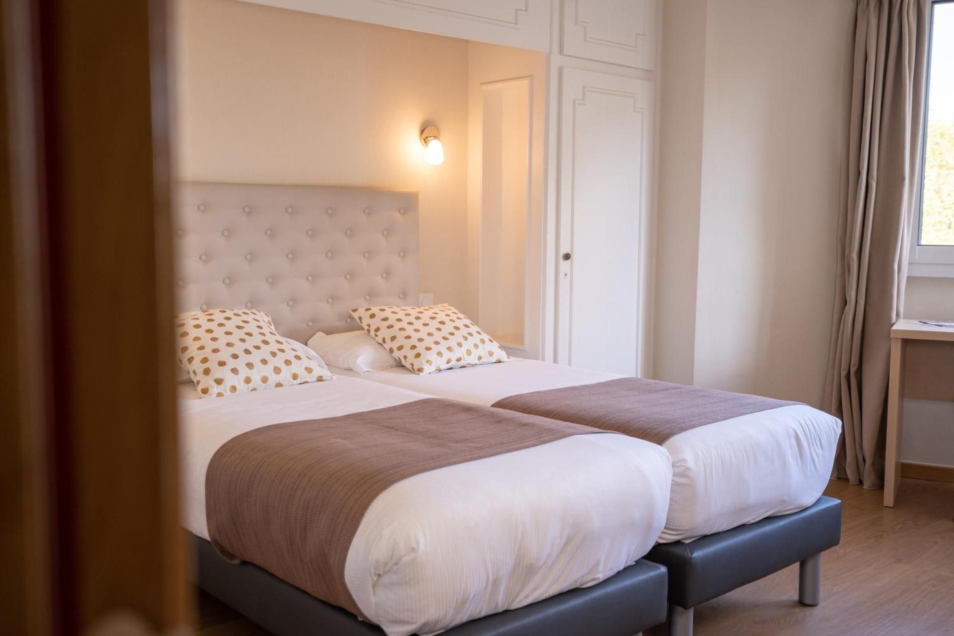 The Originals City, Hôtel Mondial, Perpignan Twin Room 4