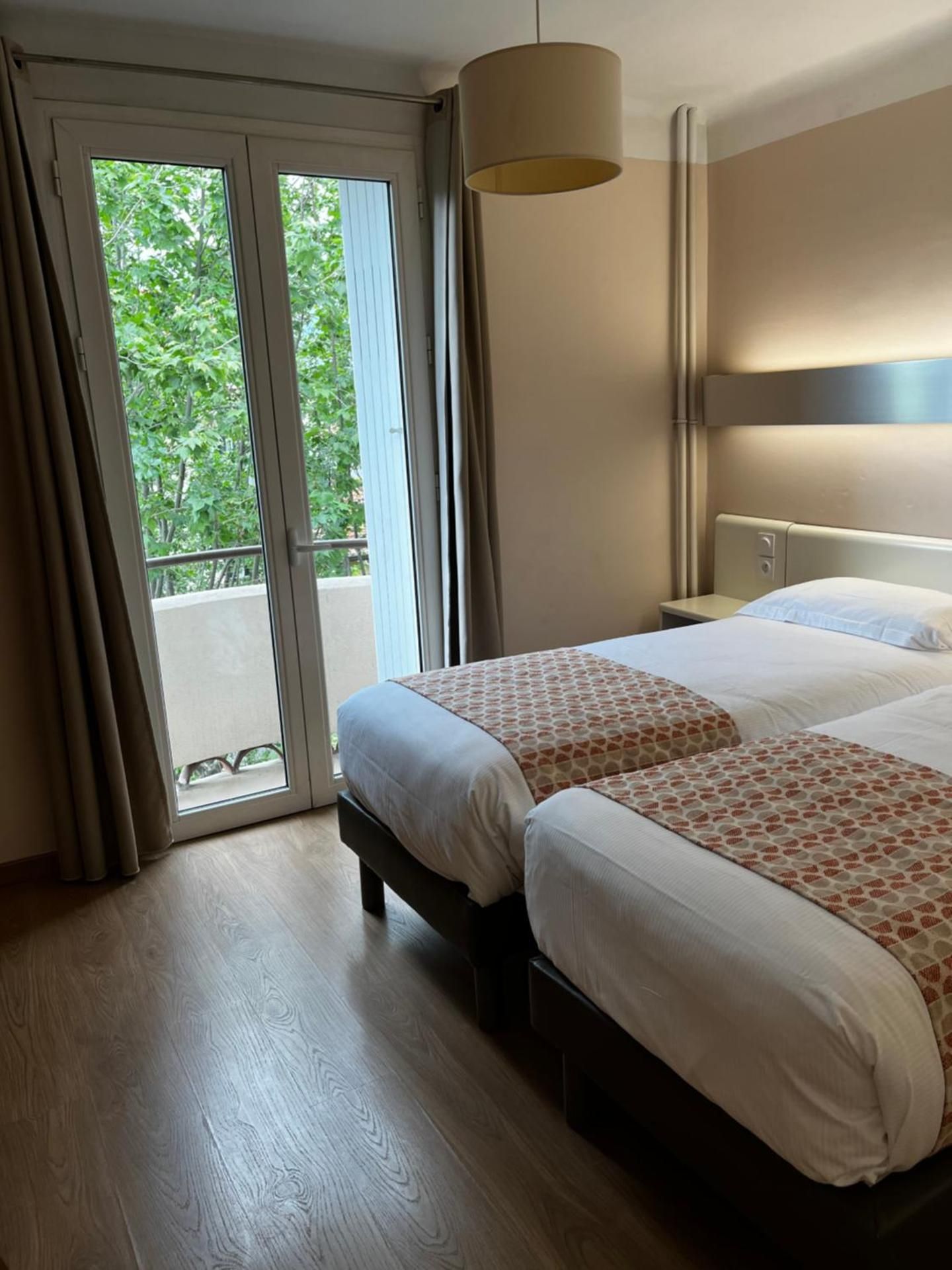 The Originals City, Hôtel Mondial, Perpignan Twin Room 3