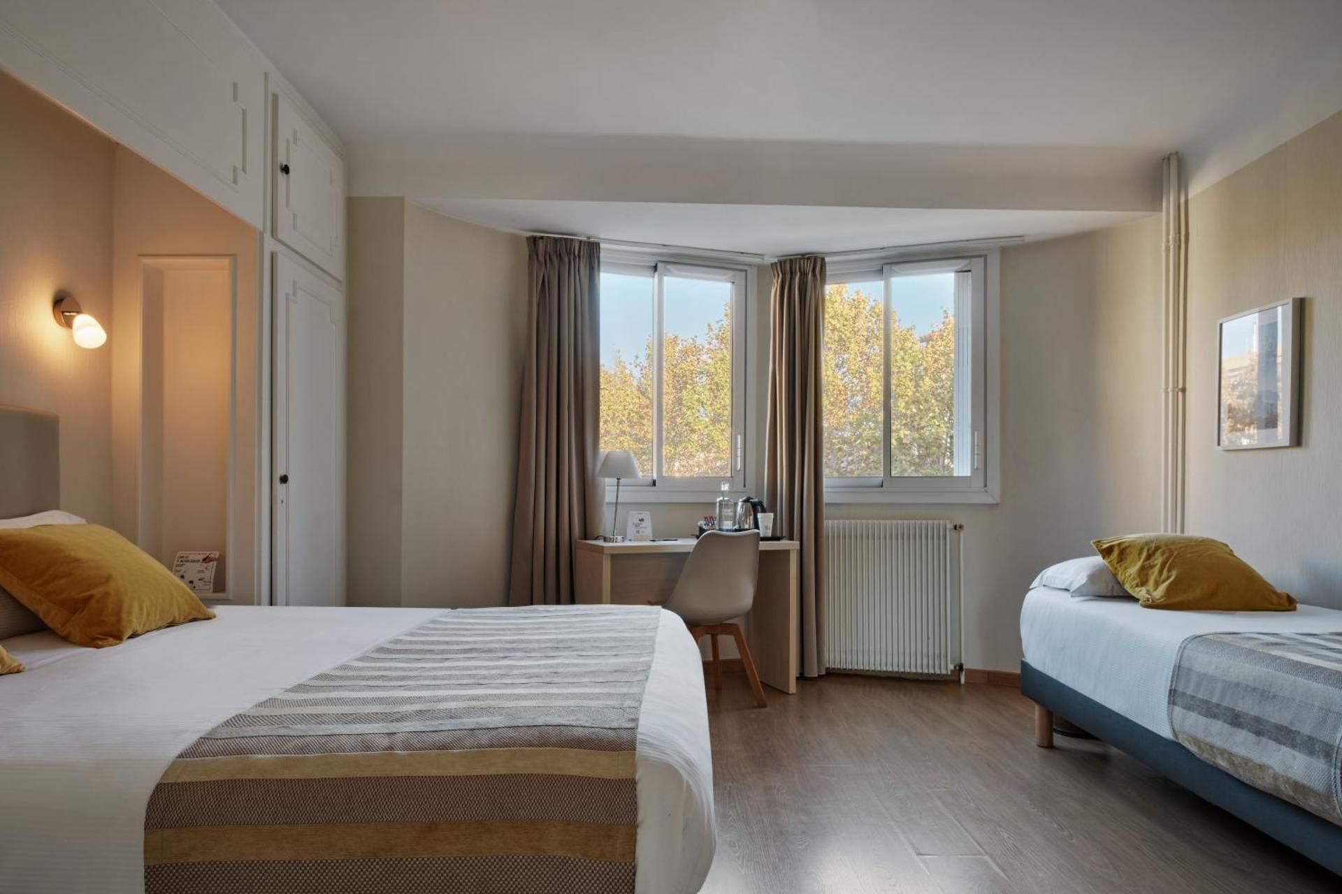 Deluxe Triple Room