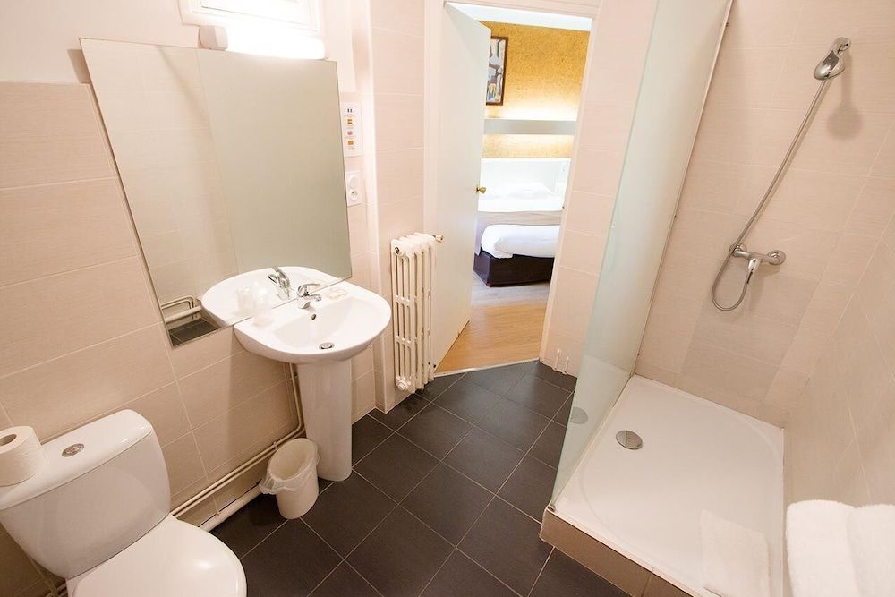 The Originals City, Hôtel Mondial, Perpignan Twin Room 6