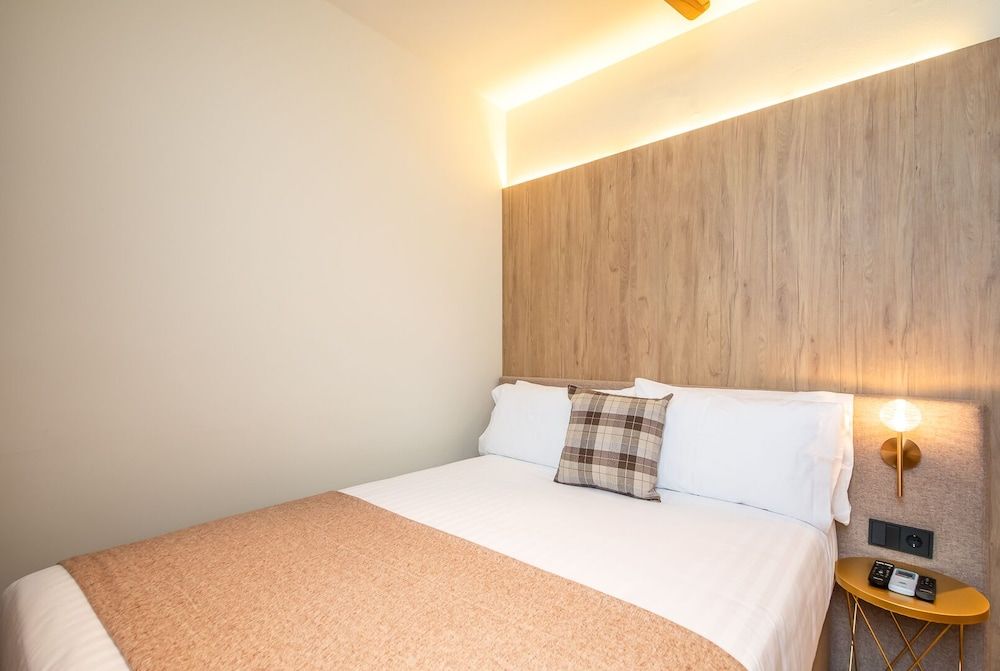 Basic Double Room