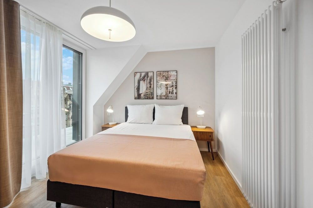 Limehome Karlsruhe Sophienstr. One-Bedroom Suite with Balcony