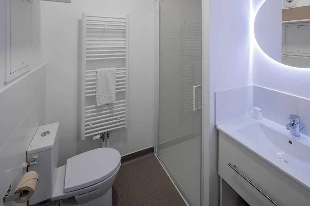 All Suites Appart Hôtel | Le Havre Centre - Les docks Economic studio, 1 double bed 2