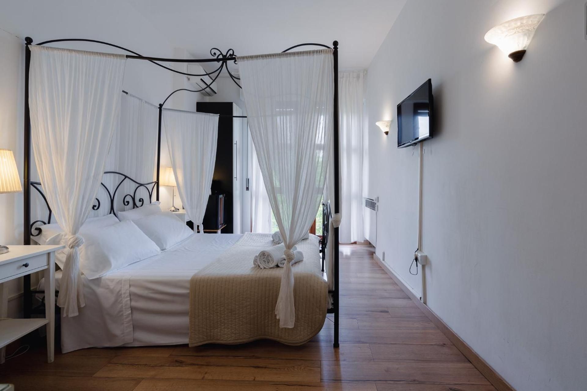B&B Elegance