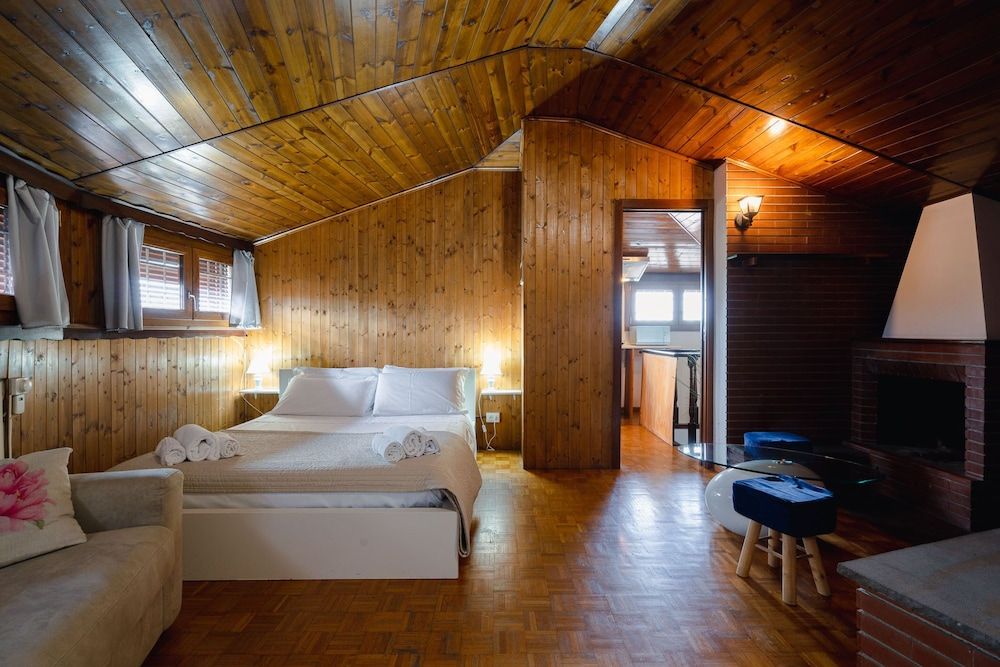 Superior Suite, Full and Twin