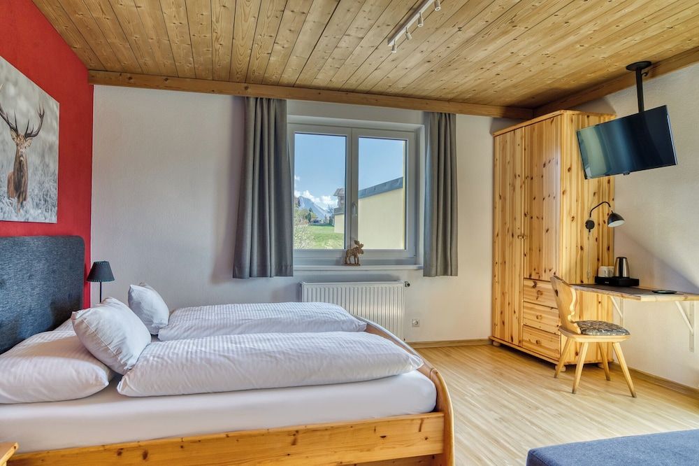 Boutiquehotel ZOMM in Seefeld Deluxe Room, Balcony 4