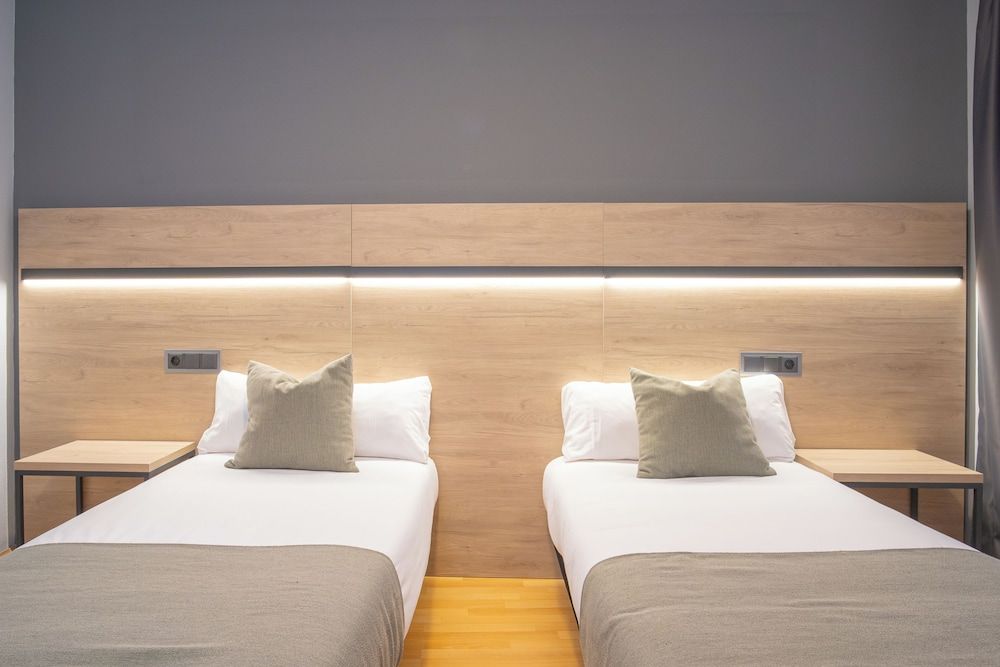 Basic Twin Room