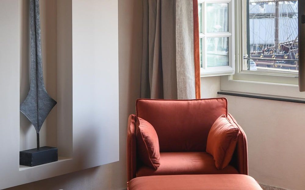 Palazzo Durazzo Suites Deluxe Double Room 9