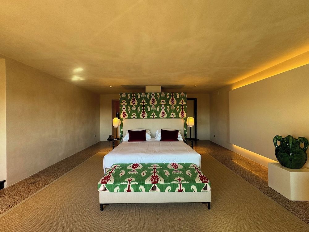 Palazzo Durazzo Suites Deluxe Room 5