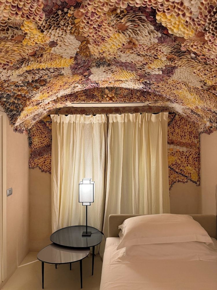 Palazzo Durazzo Suites Junior Suite 6