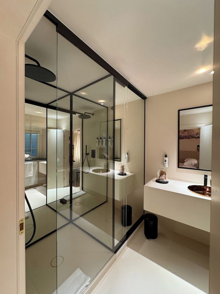 Palazzo Durazzo Suites Junior Suite 9