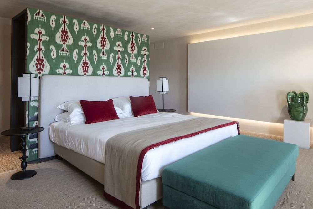 Palazzo Durazzo Suites Deluxe Room