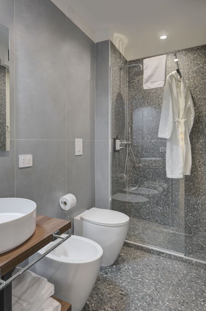 Well Suites - Piazza dei Martiri Luxury Suite 2