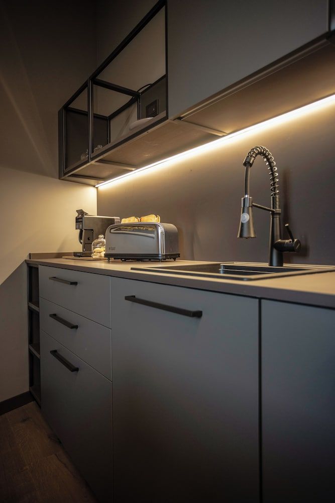 AR Suites&Art Loft 10