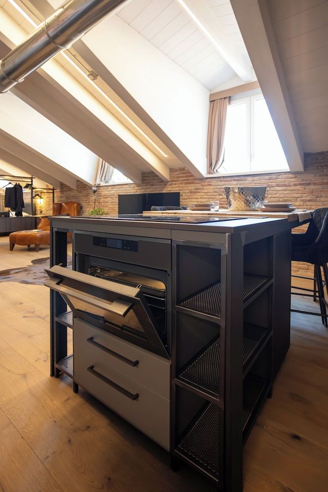 AR Suites&Art Loft 12