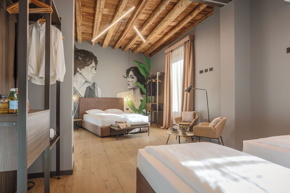 AR Suites&Art Family Quadruple Room 3