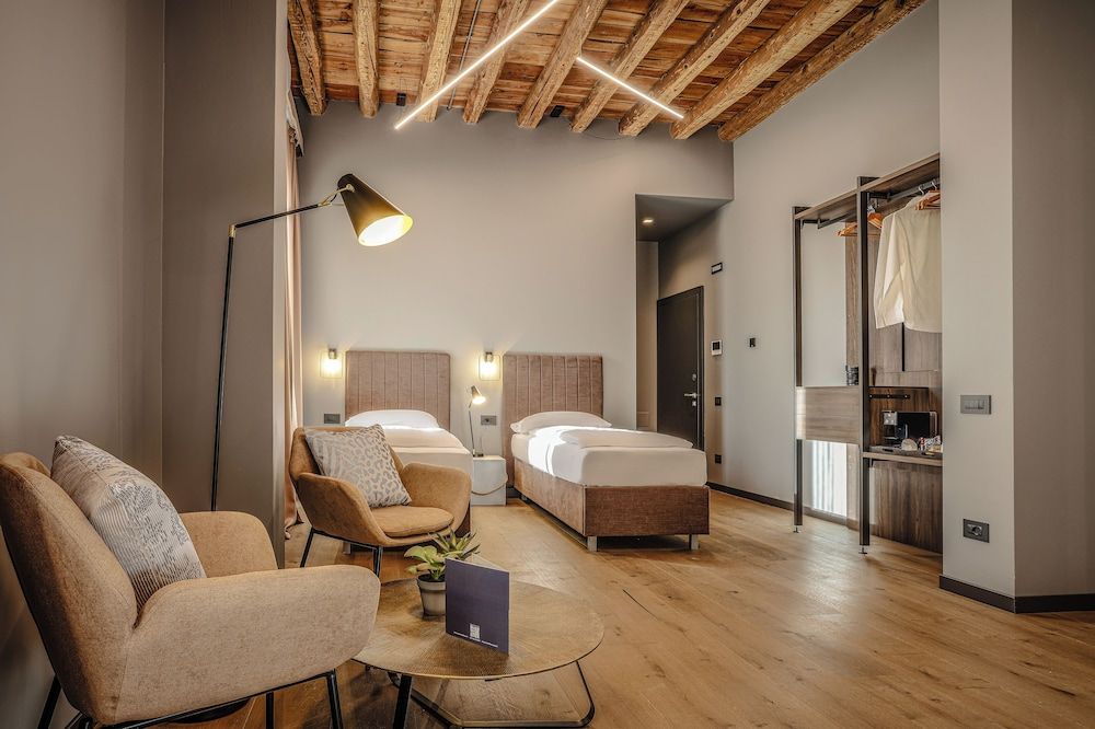 AR Suites&Art Family Quadruple Room 16