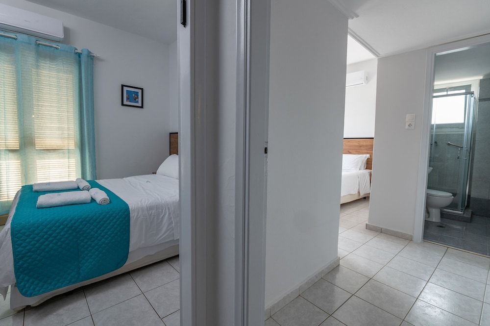 Classic Quadruple Room, Mountain View