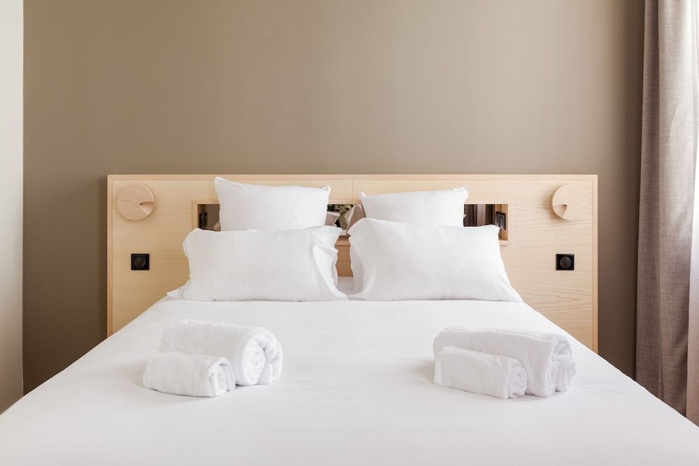 Hôtel Gambettes - Entrée autonome, réception en ligne - Encore Mieux Superior Double Room 2