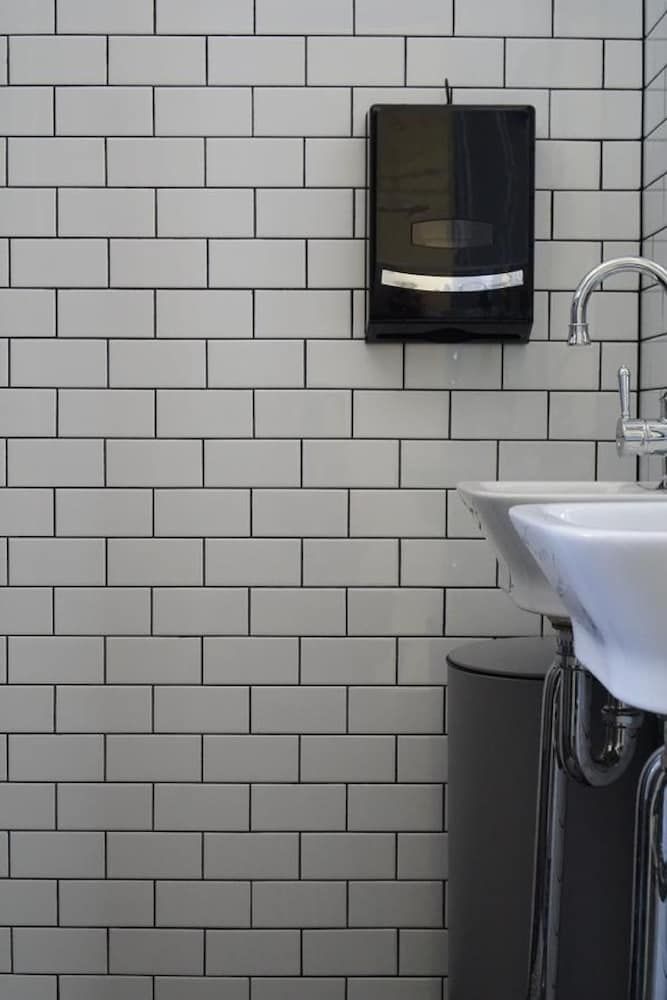 Rosehill Hotel Triple Room 7