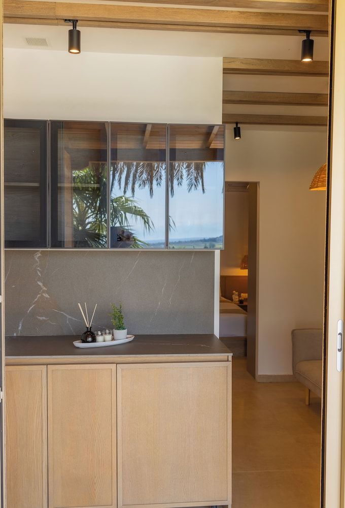 SANIMAR By Mono Alex Standard King Room 4