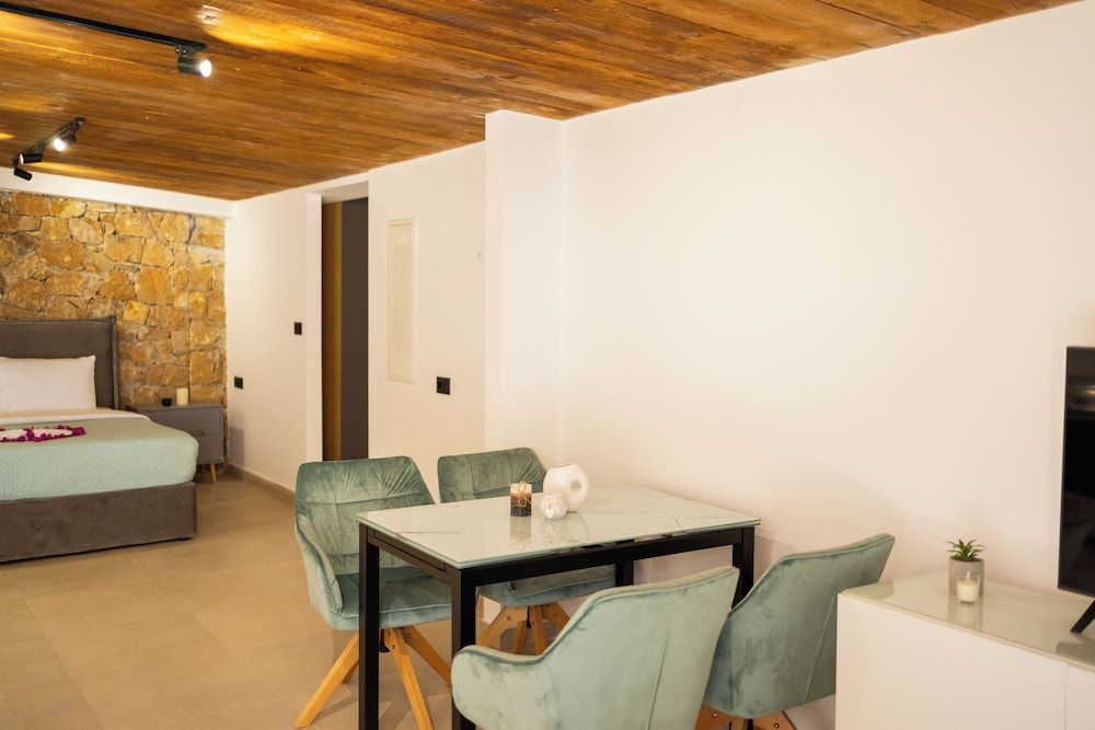 SANIMAR By Mono Alex Family Double Room 9