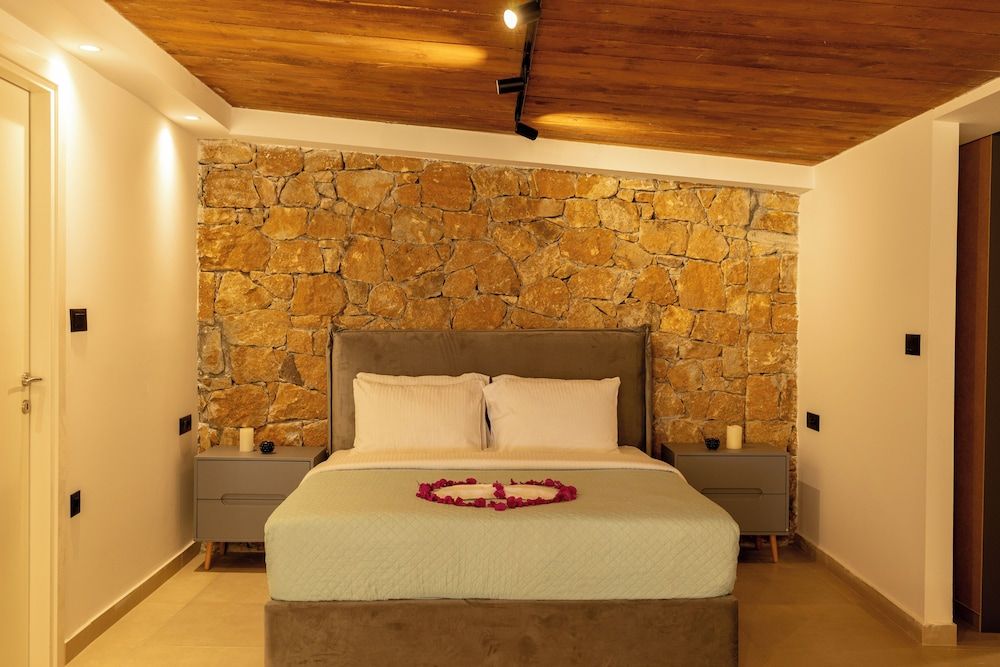 SANIMAR By Mono Alex Family Double Room 4